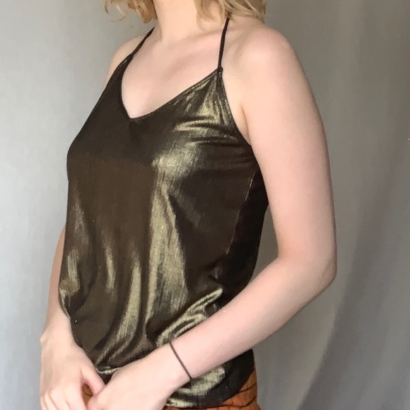r 3/20$⭐️Gold tank top - Picture 8 of 8